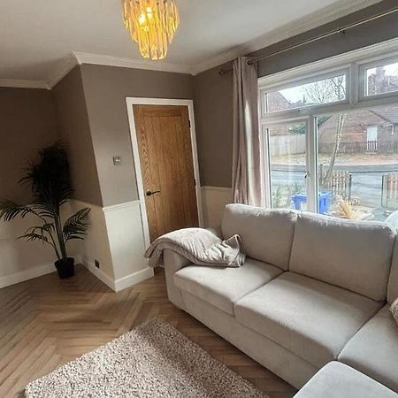 Stylish 2Bed - Manchester - Free Parking Hyde Kültér fotó
