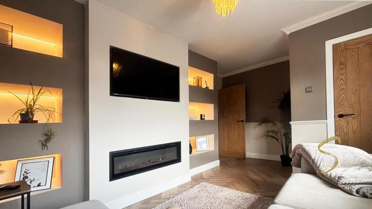 Stylish 2Bed - Manchester - Free Parking Hyde Kültér fotó